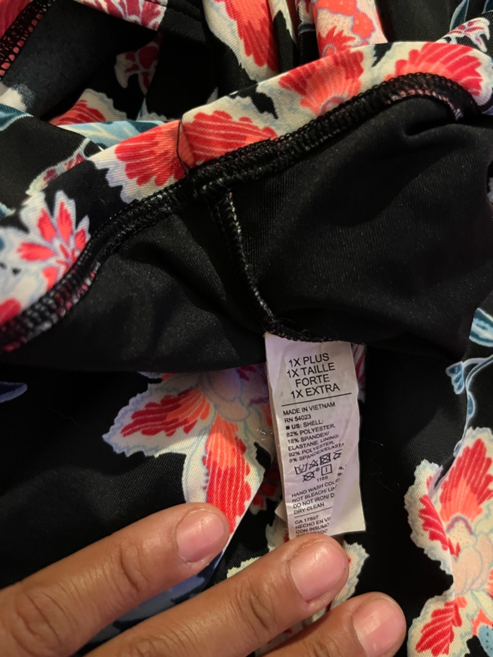 Old Navy Black Floral Twist-Front Swim Tankini - Picture 5 of 5